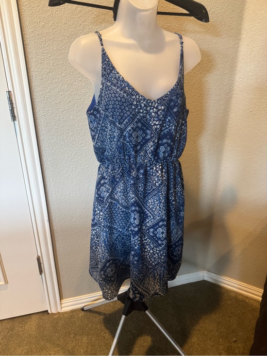 French Grey Dresses & Skirts - French Grey Blue Printed Midi Dress